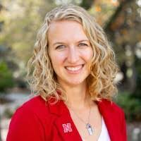 Shelley Redman's Instagram, Twitter & Facebook