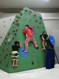 Rock climbing is a serious outdoor adventure and it is essential that you have the right rock climbing gear for your safety. Wall Climbing Kanak Kanak Di Putrajaya Challenge Park Hafiz Rahim
