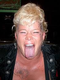 Luna Vachon