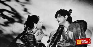 40 Old Classic Bollywood Films You Must Watch Once In Life Bollywood Movies Best Bollywood Movies Indian Movies List