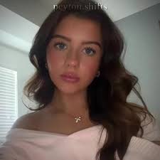 #HOCKEYDR so long story short after mine and macklins relationship ended he  told all of the team canada players that i cheated