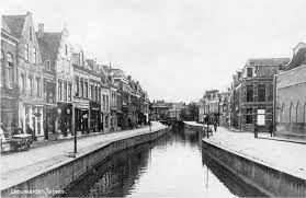 de tuinen lekker rustig op straat jaartal en fotograaf onbekend leeuwarden landschappen oude foto s foto s