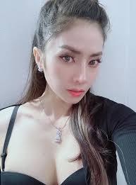 Vẻ đẹp trẻ trung, quyến rũ sau 3 lần sinh nở của diễn viên Kim Jun See