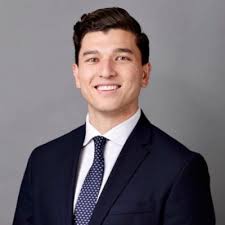 Excited to share that I will be joining the Class of 2023 at the University  of Virginia Darden School of Business this August. Earning my MBA has been  a longtime career goal,