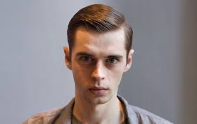 Fashionable women's short haircuts in 2020 first, when choosing a haircut, you need to consider the type of your face. Best Low Maintenance Men S Hairstyles 2021 Edition