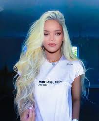 Pin On Rihanna