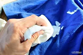 After spraying the dried paint on the cloth, gently rub it with another piece of cloth. Pin On Home Ideas