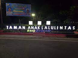 Huruf Timbul Acrylic Dengan Lampu Menyala Bisa Dipesan Di Toko Reklame Indonesia Dengan Harga Terjangkau Untuk Broadway Shows Instagram Broadway Show Signs