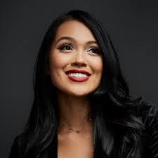 Christine Yeargin's Instagram, Twitter & Facebook