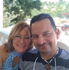 Definitivamente la raza más feliz son los Boricuas 🇵🇷 😂😂 @Angel Marcano  Perez ￼