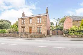 Maybe you would like to learn more about one of these? Properties For Sale In Wf3 East Ardsley Lofthouse Lofthouse Gate Robin Hood Houses For Sale To Rent