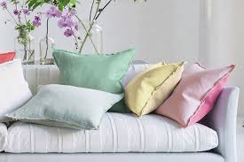 You are on right place! Decorative Pillows The Trendiest Styles For 2019 Decor Aid