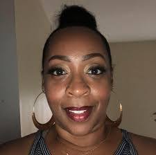 Shana Evans's Instagram, Twitter & Facebook