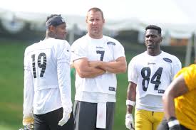 The former steelers stars took unusual paths to get there, but they're both super bowl bound. What We Know About The Drama Between Antonio Brown And The Steelers Sbnation Com