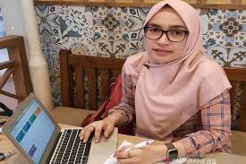 Selamat datang di kuliah daring stkip pgri banjarmasin. Tantangan Kuliah Daring Bagi Dosen Dan Mahasiswa Antara News