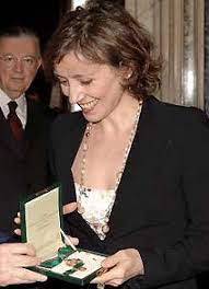 She is one of famous actor with the age 61 years old group. Nicoletta Braschi Wikipedia