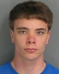 Hoover 19-year-old charged with attempted murder in stabbing of his father 