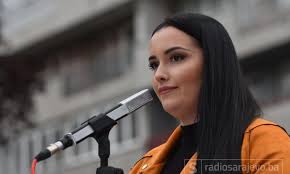 Općinski sud u sarajevu obavijestio je medije da je današnje pripremno ročište u predmetu protiv muriza memića, a po tužbi alise mutap za klevetu otkazano jer su svi advokati trenutno na sudu bih. Arijana Memic Nakon Objavljivanja Poruke Alise Mutap Ocekujemo Nova Hapsenja Skener Info