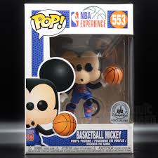 The great thing about pin trading is that there is no age limit, so the whole family can participate in this activity together. Funko Pop Disney Basketball Mickey Mouse 553 Nba Experience Parks E The Vault Queen