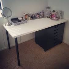 Schwarz Schminktisch Ikea Schwarz Schminktisch Ikea Hier Einige Bilder Von Design Ideen Fur Ihr Zuhause Schminktisch Ikea Schminktisch Schwarz Schminktisch