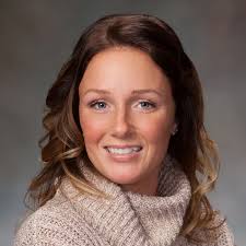 Why Giving Back Is The Best Strategy To Earn More Real Estate Customers •  Barb Noote • Keeping It Real Podcast • Secrets Of Top 1% REALTORS ® •  Interviews With Real Estate Brokers & Agents