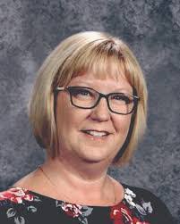 Julie Stratman's Instagram, Twitter & Facebook