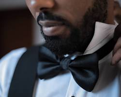 Imagine cu Bow Tie Black Tie Dress Code