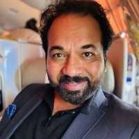 Animals that Glow : The Science of Bioluminescence