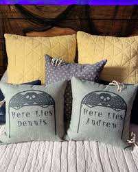 Alt style diy furniture & room decor tiktok compilation (punk/goth) diy gothic decor ideas for your home. Bedroom Halloween Decorations Home Decor Interior Design Ideas