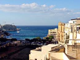 A large apartment with four double rooms, each with its own bathroom. Victoria Court Holiday Apartments Bewertungen Fotos Sliema Malta Tripadvisor