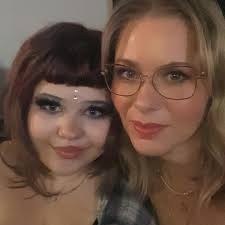 Crying big, big tears. Witnessing love is like receiving it, and man is it  in short supply. 🥹❤️ 📹@mdmotivator