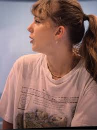 Taylor Swift Otter Shirt