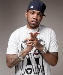 Shout out to @lloydbanks for coming in #25 on soundscan the 1st week selling 45,188 copies with the new album. Overlooked And Underrated Lloyd Banks
