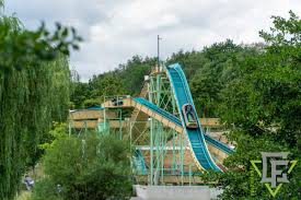 Produzione di piante verdi o fiorite, piante da orto e aromatiche, piante da frutto, da giardino e orchidee. Mondo Verde Allhailkingjulien Coasterfriends Forum