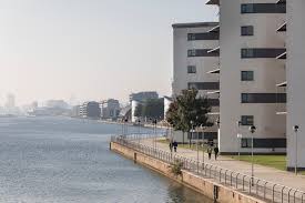 University of east london (uel) is a public university located in the london borough of newham, london, england, based at three campuses in stratford and docklands. An East End For Everyone Meet Uel S Geoff Thompson Royal Docks