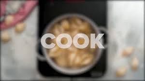 White Chocolate Blondies With Maple Cream Sauce Applebee S Copycat The Recipe Critic Garlic Chicken Slow Cooker Beef Stuffed Peppers