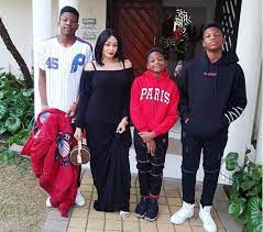 Zarinah hassan was born on september 23, 1980. Zari Hassan Bio Age Networth Wealth Children Boyfriend Instagram