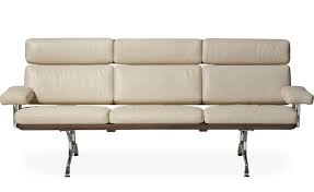 When it comes to modern furniture pieces, there are no greater designers than charles and ray eames. Eames 3 Seater Sofa Hivemodern Com