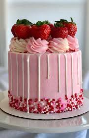Pretty Birthday Cakes For Ladies Most Beautiful Birthday Cake In The World Birthday Cake Ideas P In 2020 Unique Birthday Cakes Pretty Birthday Cakes Strawberry Cakes