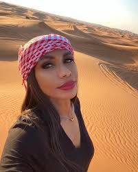 The Arabian Desert—mysterious & breathtaking….✨✨✨✨ #thatsmyruling  #judgerhonda #judgerhondawills #relativejustice #dubai #arabiandesert  #girlstrip
