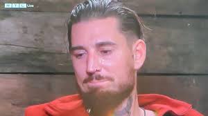 Dschungelcamp: Gehen die Flüche von Kim + ihrem Schamanen zu weit? Mikes  Tränen