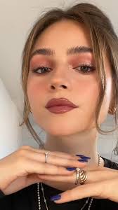 Josie Pratt (josie2447)