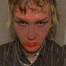 alice dodds Makeup Artist