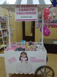 Precioso carrito de chuches de madera con compartimentos, estilo vintage. Alquiler De Carrito Repleto De Chuches 62504