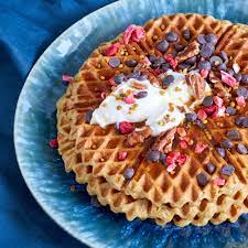 To make 3 waffles, scoop 1 cup plus 3 tablespoons waffle mix into a large bowl. Healthy Banana Waffles In Carina S Kitchen