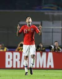 Find and follow posts tagged erick pulgar on tumblr. Erick Pulgar Jugador De Futbol Deportes Futbol