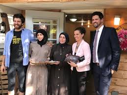 Последние твиты от peace by chocolate (@peacebychoco). The Owners Of Peace By Chocolate With Ca Government Officials Picture Of Peace By Chocolate Antigonish Tripadvisor