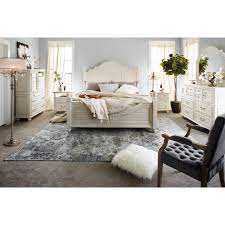 Открыть страницу «american signature furniture» на facebook. Charleston 5 Piece Poster Bedroom Set With Dresser And Mirror American Signature Furniture Bedroom Makeover Value City Furniture Home Bedroom