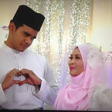 fanmade memori berkasih (ost 'dia semanis honey') by dia_selebet_honey song by : Dia Semanis Honey Raya Community Facebook