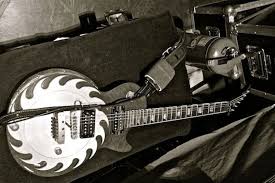 A deeper cutaway also makes reaching those higher frets. Douglas Blair Signal2noise Onstage Axes